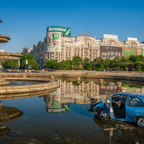Car Washing, Bucharest